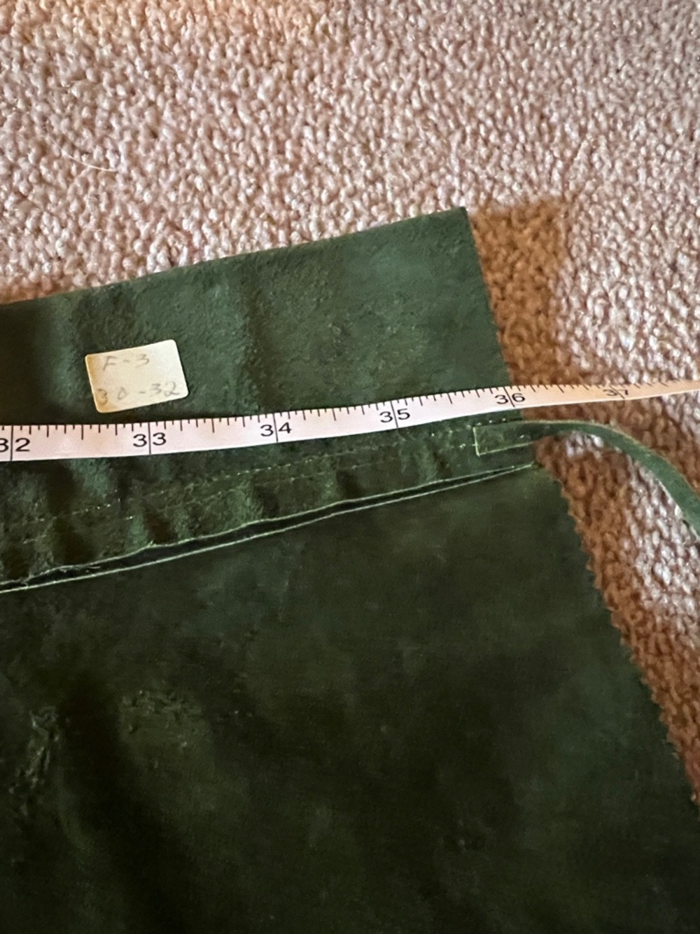 Genuine Green suede wrap skirt. Sz.s/m. Covered snaps. - Picture 5 of 10
